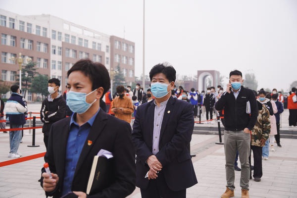 南宫NG28跑出疫情防控“加速度” 郑州轨道工程职业学院高效开展全员核酸检测(图2)